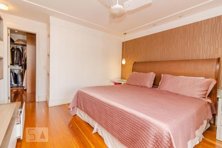 Casa para alugar com 420m², 4 quartos e 9 vagas Casa para alugar com 420m², 4 quartos e 9 vagasQuarto 4