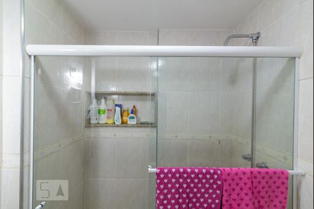 Apartamento à venda com 76m², 2 quartos e 1 vagaBanheiro Social