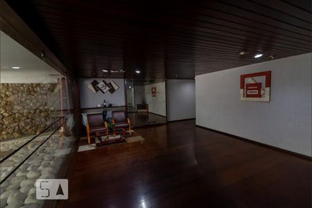 Apartamento à venda com 76m², 2 quartos e 1 vagaHall