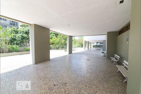 Apartamento à venda com 76m², 2 quartos e 1 vagaÁrea Comum - Playground