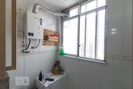 Apartamento à venda com 76m², 2 quartos e 1 vagaÁrea de Serviço