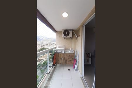 Varanda  de apartamento à venda com 3 quartos, 65m² em Engenho de Dentro, Rio de Janeiro