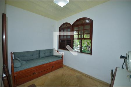 Casa à venda com 800m², 4 quartos e 5 vagas Casa à venda com 800m², 4 quartos e 5 vagasQuarto 1