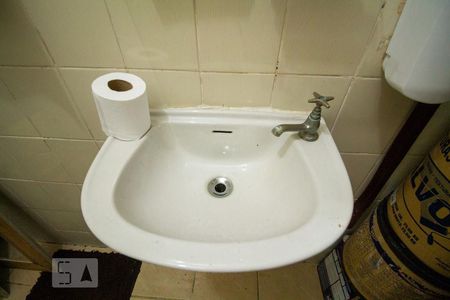 Casa à venda com 250m², 2 quartos e 3 vagasEdícula Banheiro 