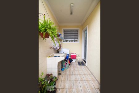 Casa à venda com 250m², 2 quartos e 3 vagasLavanderia 