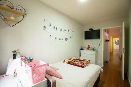 Casa à venda com 250m², 2 quartos e 3 vagasSuíte 