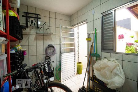 Casa à venda com 250m², 2 quartos e 3 vagasEdícula 