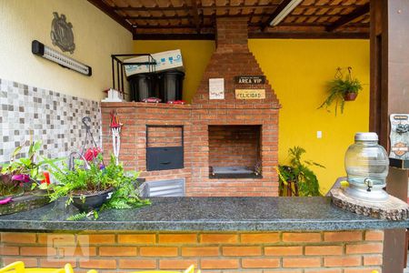 Casa à venda com 250m², 2 quartos e 3 vagasChurrasqueira