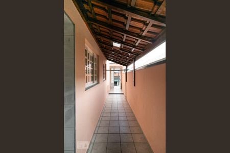 Casa à venda com 126m², 3 quartos e 3 vagasCorredor