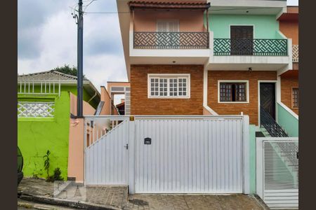 Casa à venda com 126m², 3 quartos e 3 vagasFachada