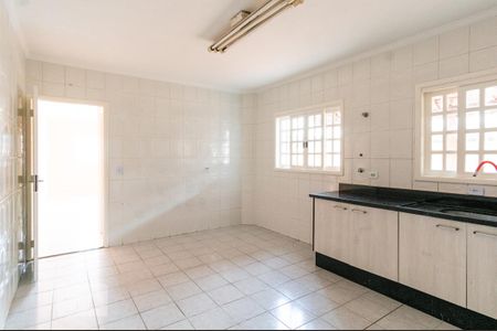 Casa à venda com 126m², 3 quartos e 3 vagasCozinha