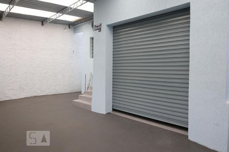 Casa para alugar com 100m², 2 quartos e 3 vagasFachada Interna