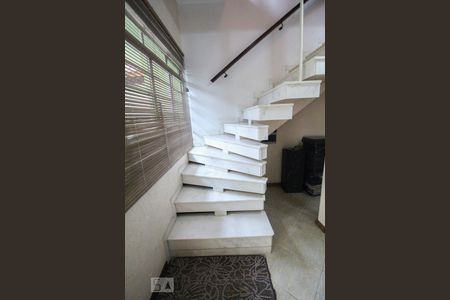 Sala Entrada de casa à venda com 3 quartos, 219m² em Moinho Velho, São Paulo