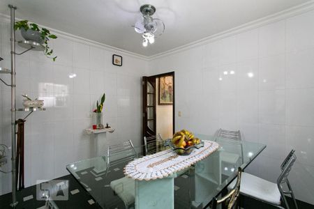 Casa à venda com 104m², 3 quartos e 3 vagasCozinha