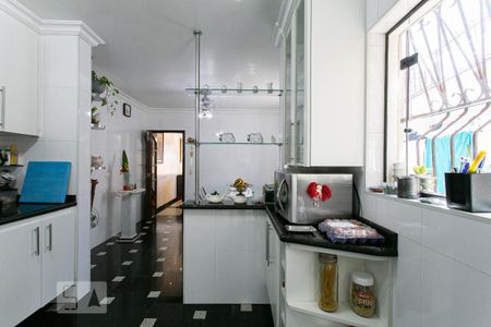 Casa à venda com 104m², 3 quartos e 3 vagasCozinha