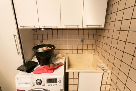 Casa à venda com 104m², 3 quartos e 3 vagasÁrea de Serviço