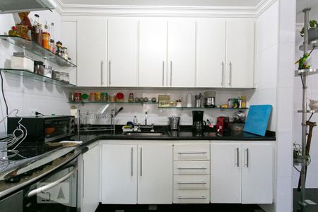 Casa à venda com 104m², 3 quartos e 3 vagasCozinha