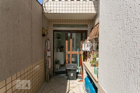 Casa à venda com 104m², 3 quartos e 3 vagasQuintal