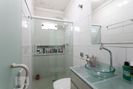 Casa à venda com 104m², 3 quartos e 3 vagasBanheiro da Suíte