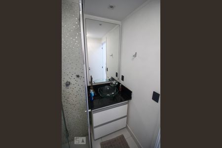 Apartamento para alugar com 67m², 2 quartos e 1 vagaBanheiro