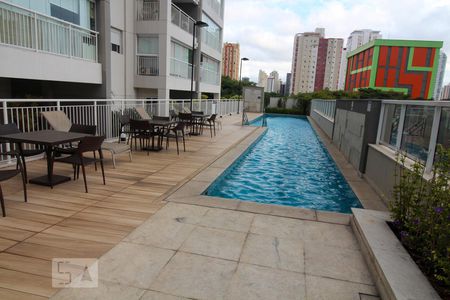 Apartamento para alugar com 67m², 2 quartos e 1 vagaÁrea comum - Piscina