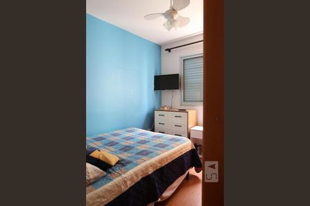 Quarto 1 de apartamento à venda com 2 quartos, 51m² em Vila Lutécia, Santo André