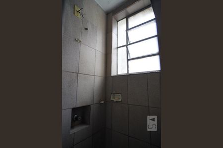 Apartamento à venda com 76m², 2 quartos e sem vagaBanheiro