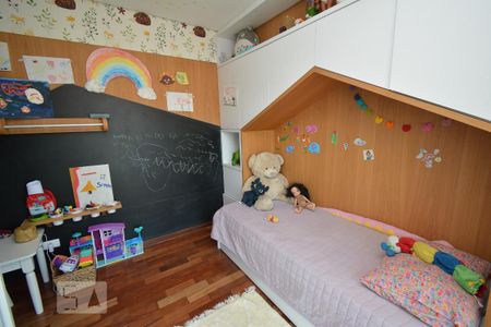 Apartamento à venda com 152m², 3 quartos e 3 vagas Apartamento à venda com 152m², 3 quartos e 3 vagasQuarto 1