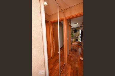 Apartamento à venda com 152m², 3 quartos e 3 vagas Apartamento à venda com 152m², 3 quartos e 3 vagasDetalhe