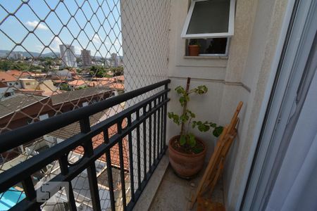 Apartamento à venda com 152m², 3 quartos e 3 vagas Apartamento à venda com 152m², 3 quartos e 3 vagasVaranda
