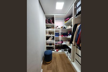 Apartamento à venda com 110m², 3 quartos e 1 vagaCloset da suíte master