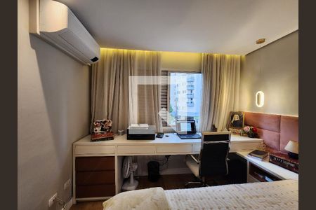 Apartamento à venda com 110m², 3 quartos e 1 vagaSuíte master