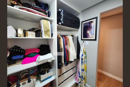 Apartamento à venda com 110m², 3 quartos e 1 vagaCloset da suíte master