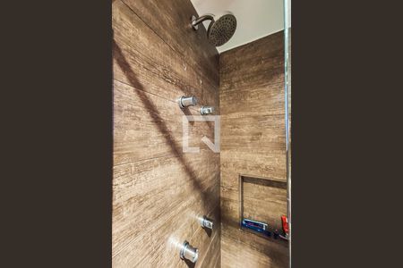 Apartamento à venda com 85m², 2 quartos e 1 vagaBanheiro da Suíte 1 - Detalhe