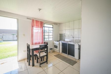 Sala de casa para alugar com 1 quarto, 36m² em Campo Comprido, Curitiba
