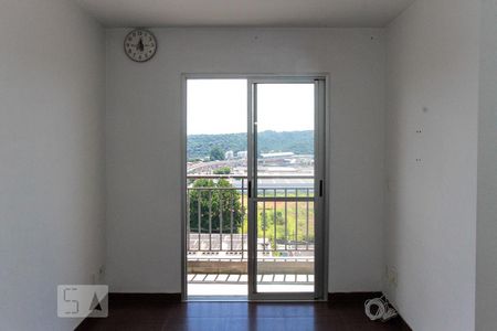 Sala de apartamento para alugar com 2 quartos, 50m² em Jardim Três Marias, São Paulo