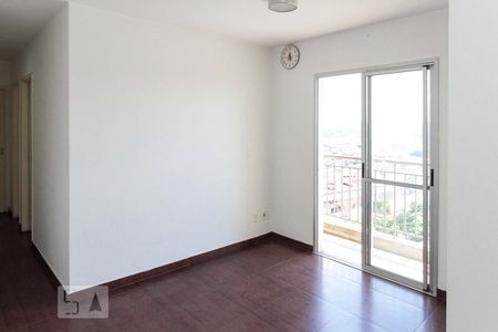 Sala de apartamento para alugar com 2 quartos, 50m² em Jardim Três Marias, São Paulo