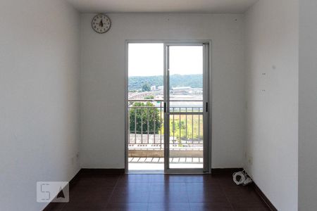 Sala de apartamento para alugar com 2 quartos, 50m² em Jardim Três Marias, São Paulo
