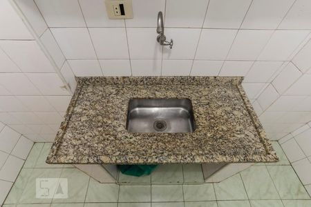Apartamento para alugar com 40m², 1 quarto e sem vagaPia
