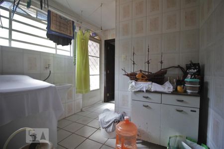 Casa à venda com 130m², 3 quartos e 3 vagasÁrea de Serviço