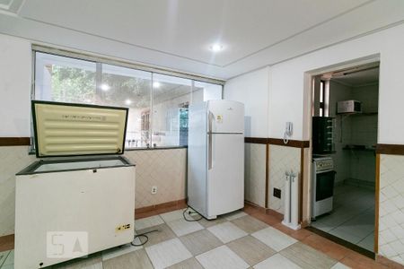 Apartamento para alugar com 50m², 2 quartos e 1 vagaÁrea comum - Salão de festas