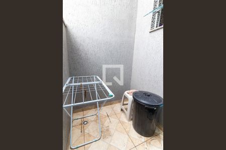 Apartamento à venda com 60m², 2 quartos e sem vaga Apartamento à venda com 60m², 2 quartos e sem vagaVaranda