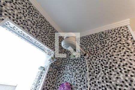 Apartamento à venda com 60m², 2 quartos e sem vaga Apartamento à venda com 60m², 2 quartos e sem vagaChuveiro