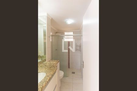 Apartamento à venda com 63m², 2 quartos e 1 vaga Apartamento à venda com 63m², 2 quartos e 1 vagaBanheiro