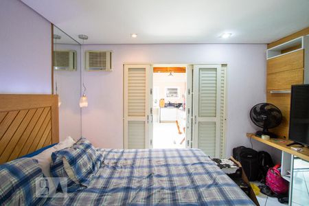 Suíte 1 de casa à venda com 3 quartos, 165m² em Pestana, Osasco