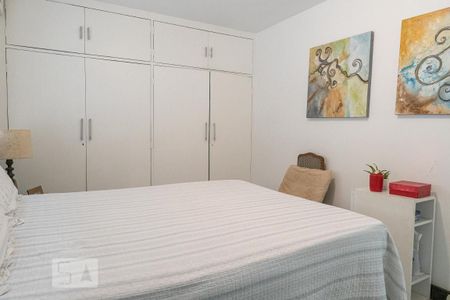 Apartamento à venda com 400m², 4 quartos e 2 vagasSuíte 1