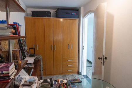 Apartamento à venda com 400m², 4 quartos e 2 vagasQuarto 2