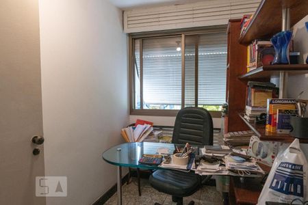 Apartamento à venda com 400m², 4 quartos e 2 vagasQuarto 2