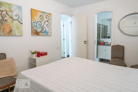 Apartamento à venda com 400m², 4 quartos e 2 vagasSuíte 1