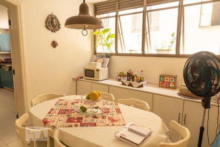 Apartamento à venda com 400m², 4 quartos e 2 vagasCopa